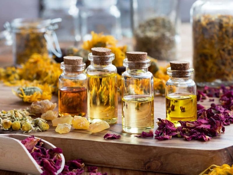 Essential Oils: Nature’s Pure Essence for Wellness, Beauty, and Global Use
